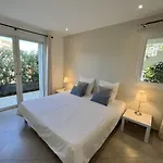 Charming 1 Bedroom - Terrace With Garden View & Pool Access Apartamento *