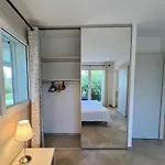 Charming 1 Bedroom - Terrace With Garden View & Pool Access Apartamento Monticello