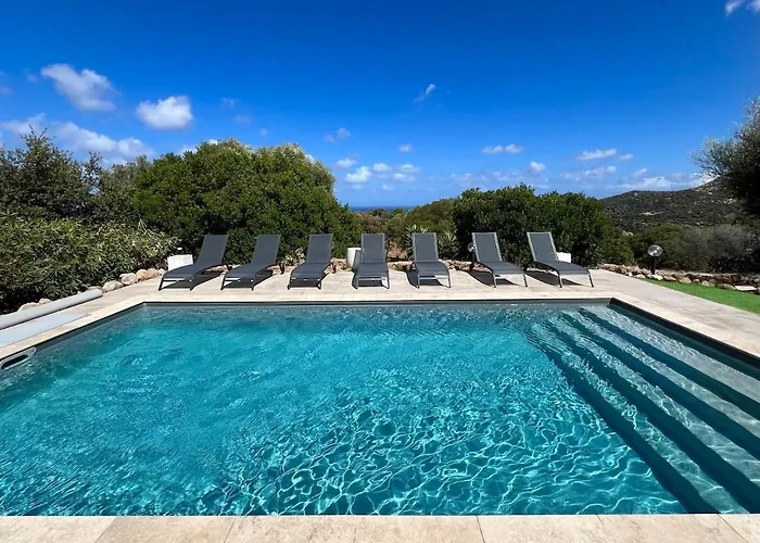 Charming 1 Bedroom - Terrace With Garden View & Pool Access